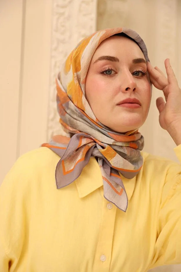 Olinda Scarf