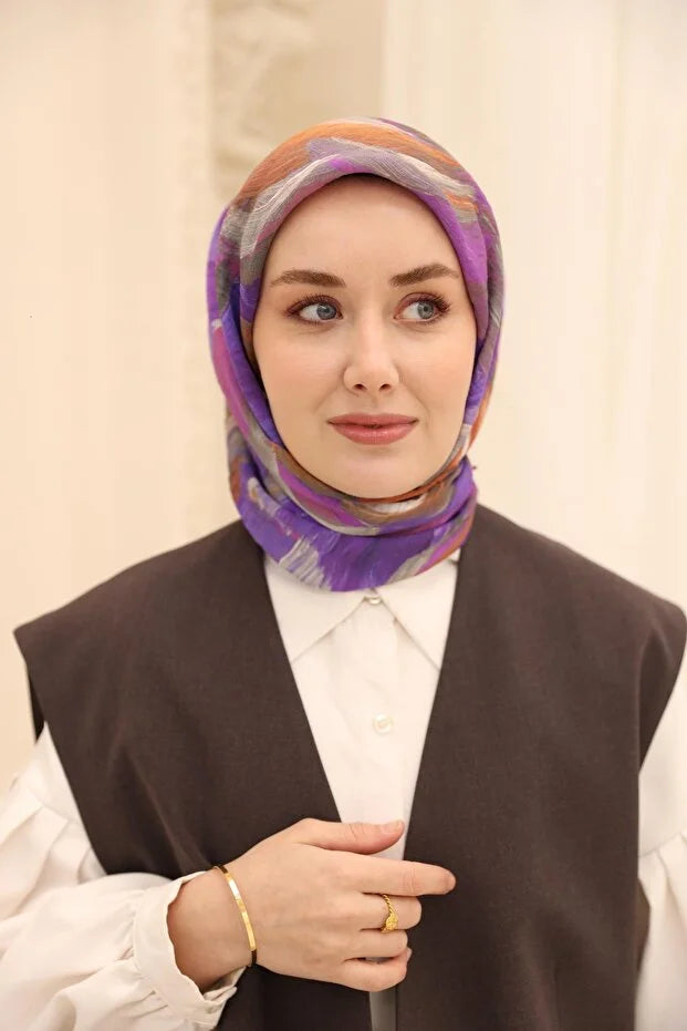 Olinda Scarf