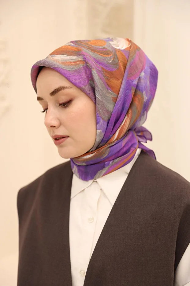 Olinda Scarf