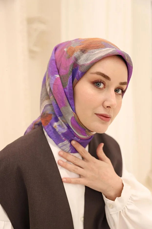 Olinda Scarf