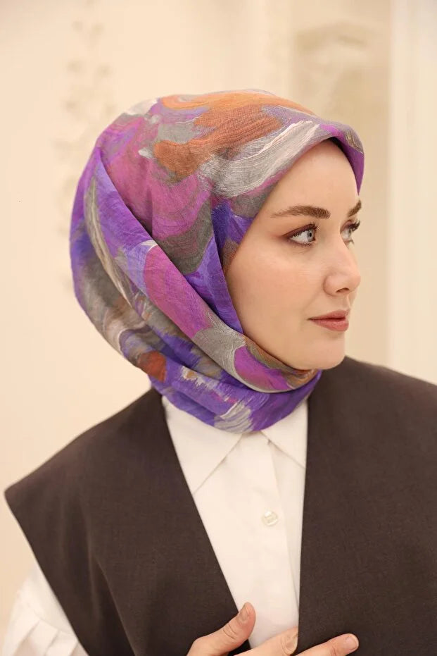 Olinda Scarf