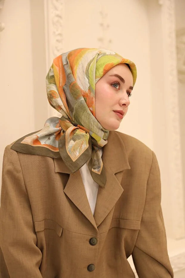 Olinda Scarf