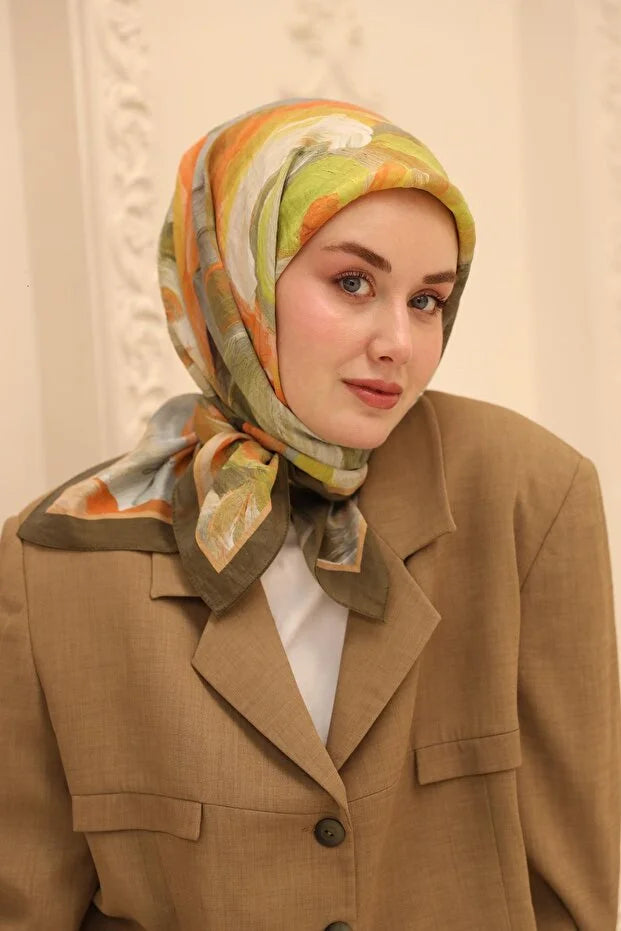 Olinda Scarf