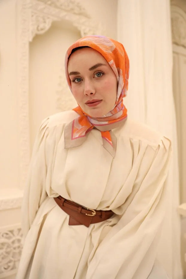 Olinda Scarf
