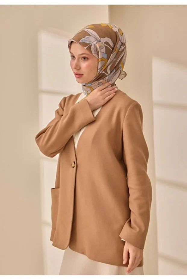 Olinda Scarf