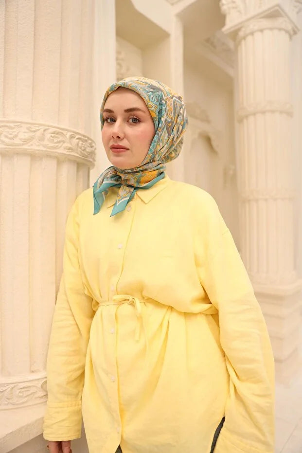 Olinda Scarf