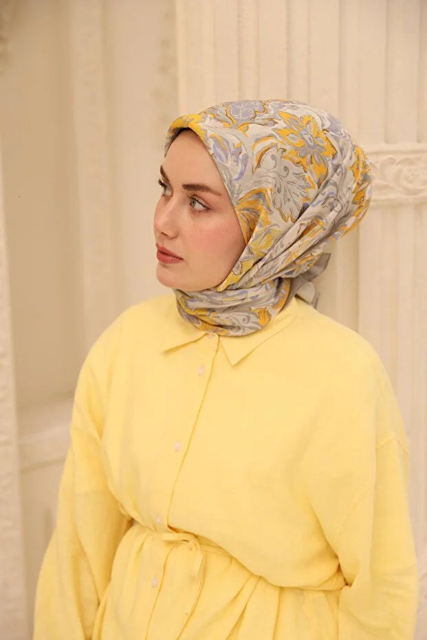 Olinda Scarf
