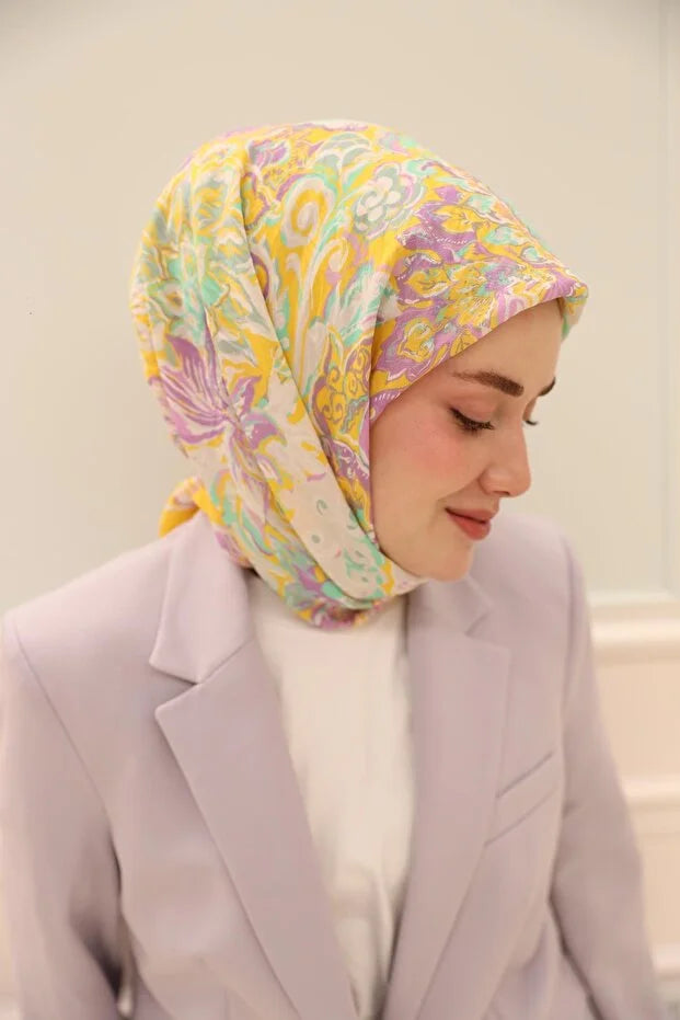Olinda Scarf