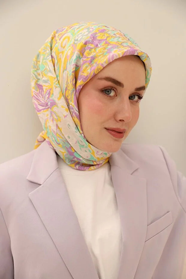 Olinda Scarf