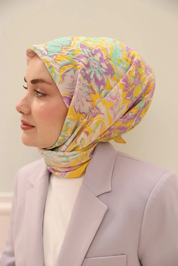 Olinda Scarf