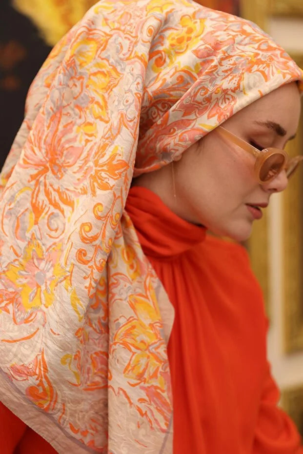 Olinda Scarf