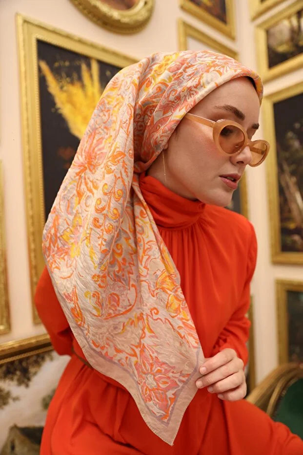 Olinda Scarf