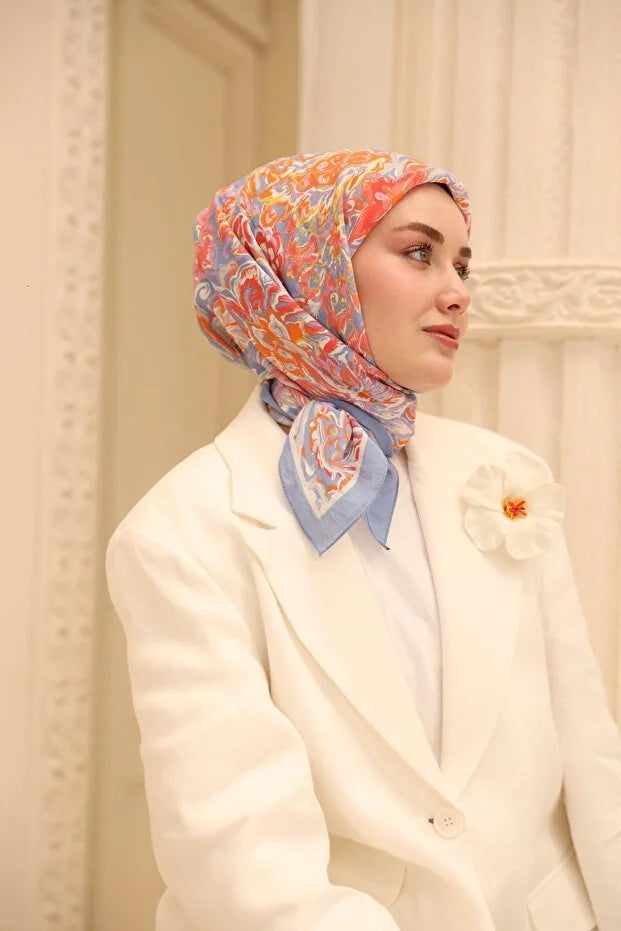 Olinda Scarf