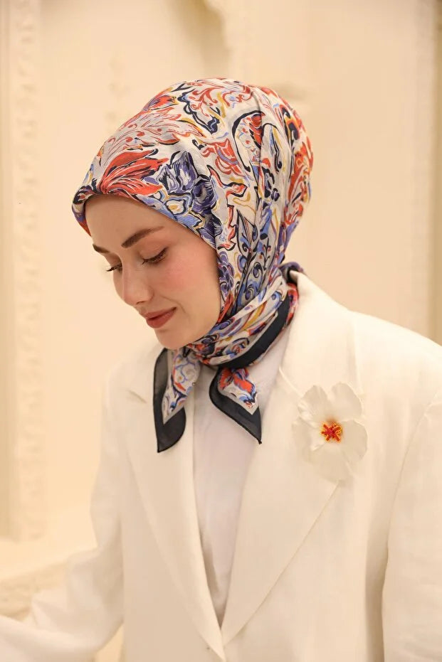 Olinda Scarf
