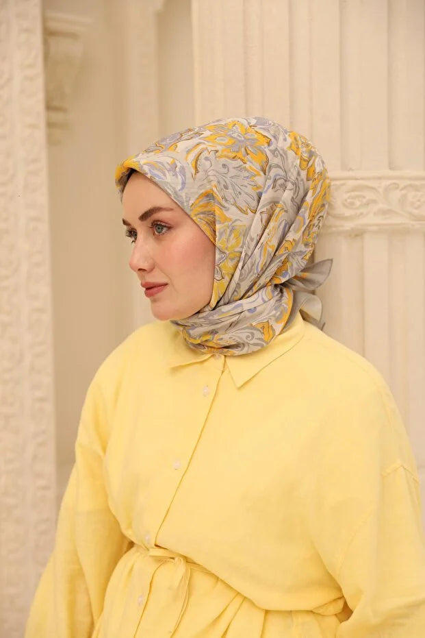 Olinda Scarf