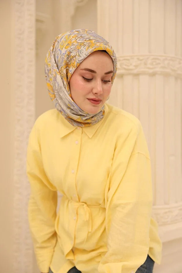 Olinda Scarf