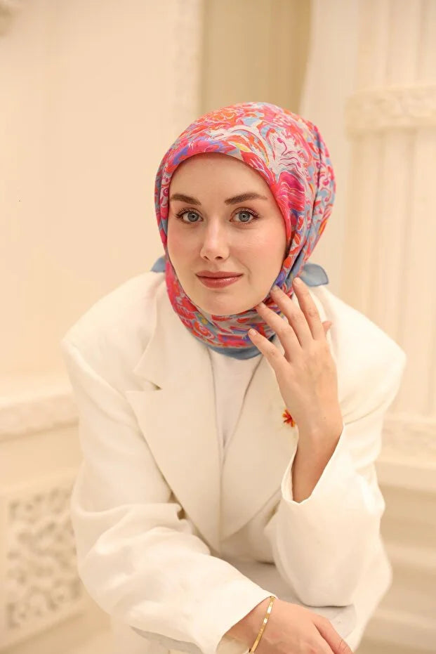 Olinda Scarf