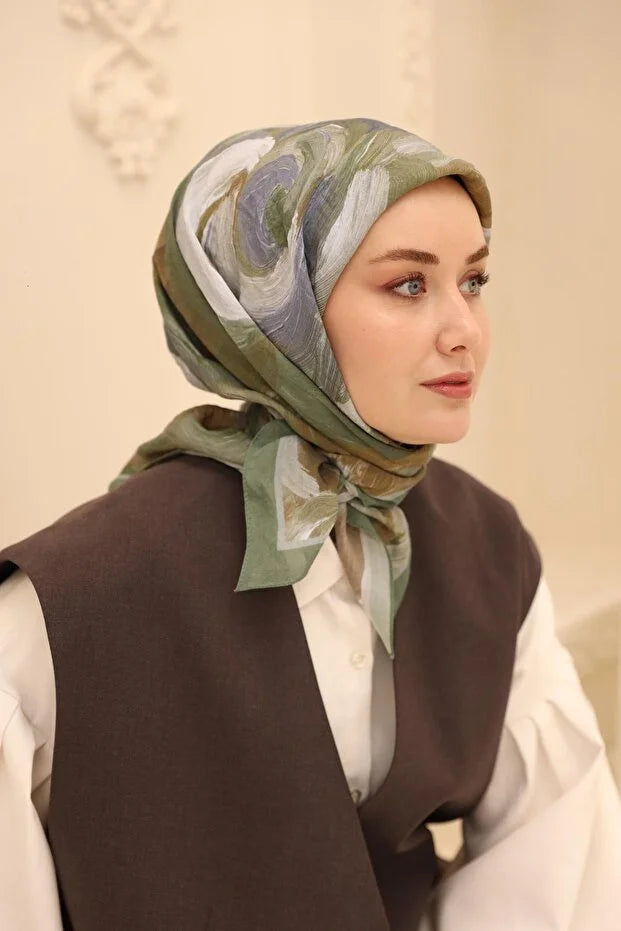 Olinda Scarf