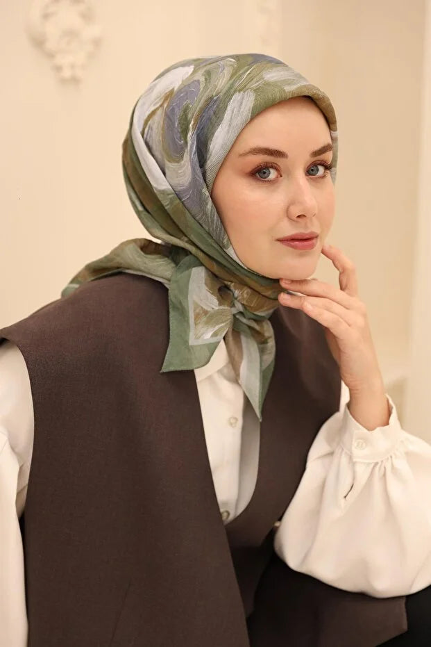 Olinda Scarf