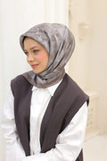 Shiny Scarf