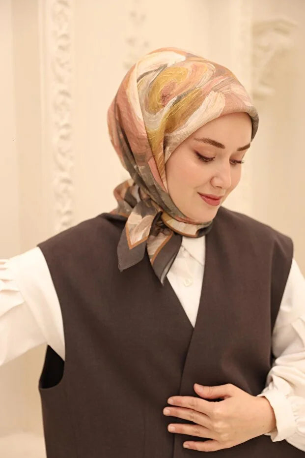 Olinda Scarf