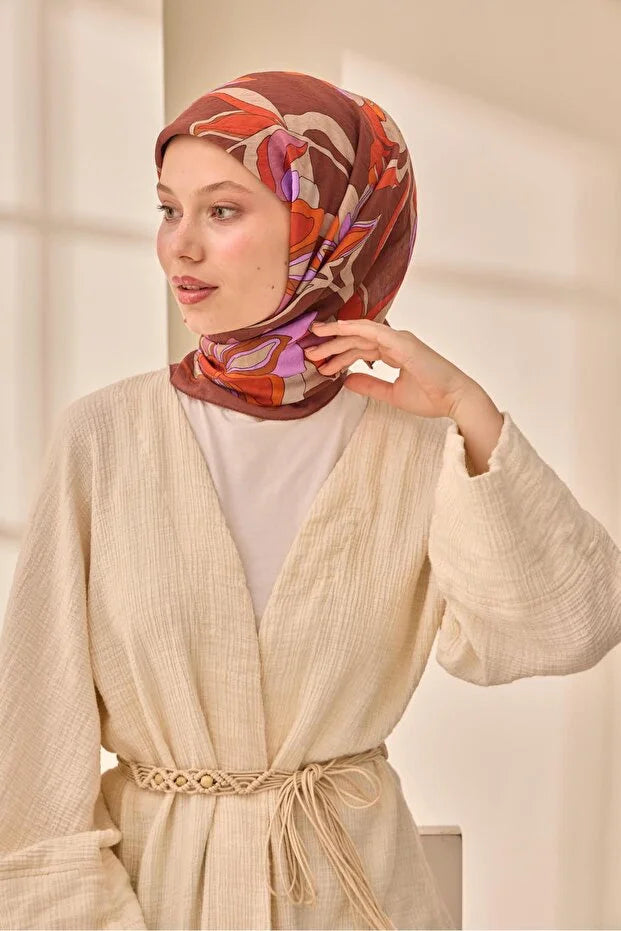 Olinda Scarf