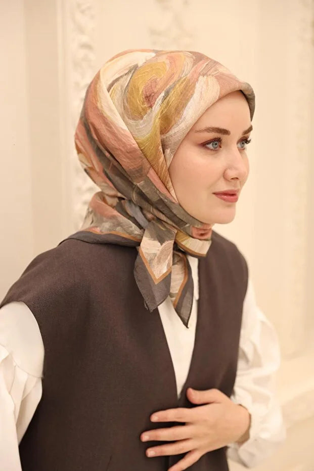 Olinda Scarf