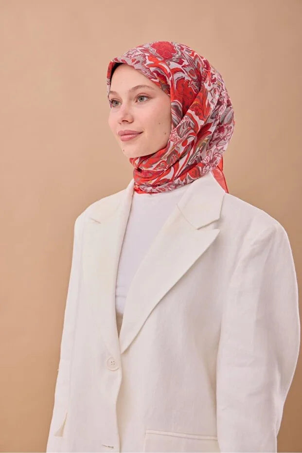 Olinda Scarf