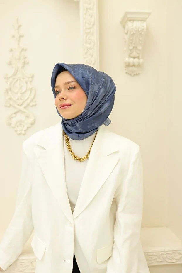 Shiny Scarf