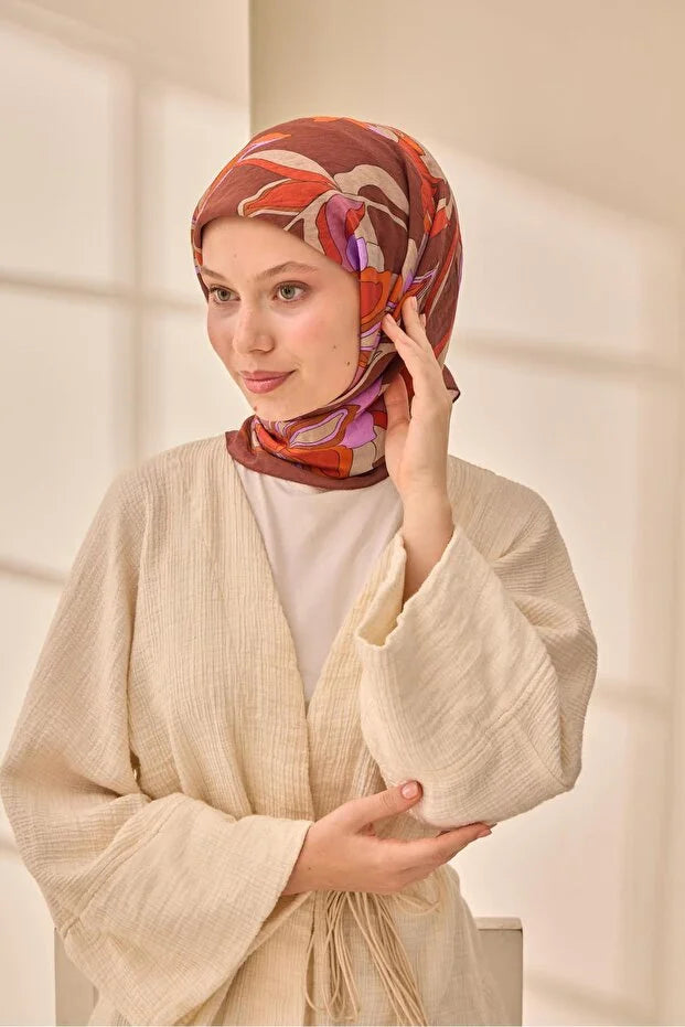Olinda Scarf