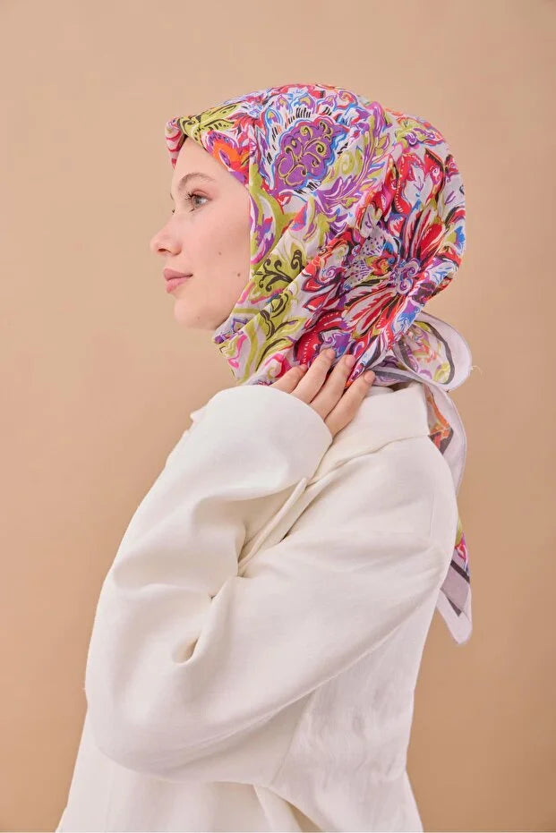 Olinda Scarf