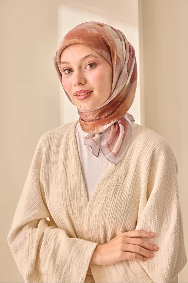 Olinda Scarf