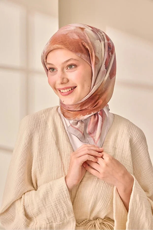 Olinda Scarf