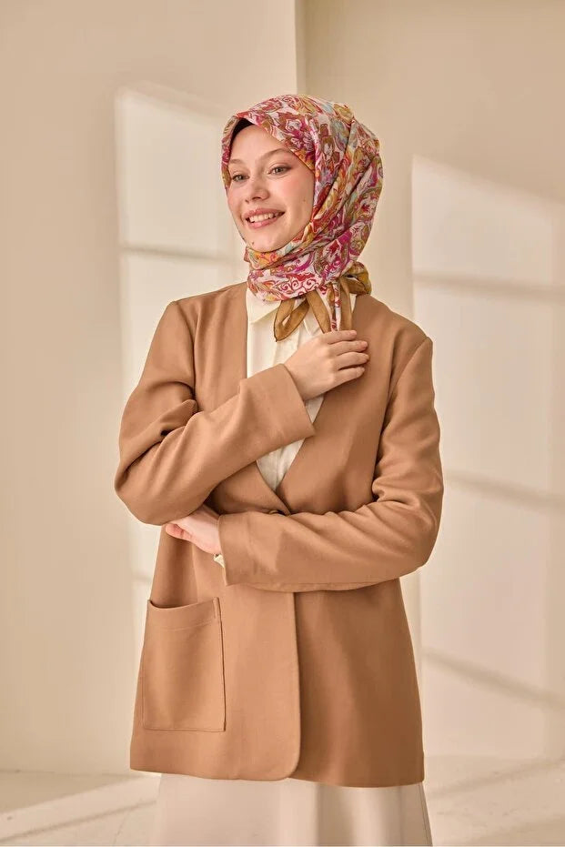 Olinda Scarf