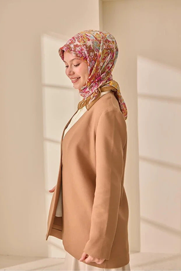 Olinda Scarf