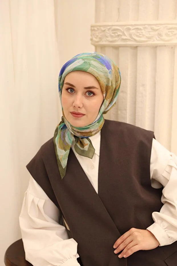 Olinda Scarf