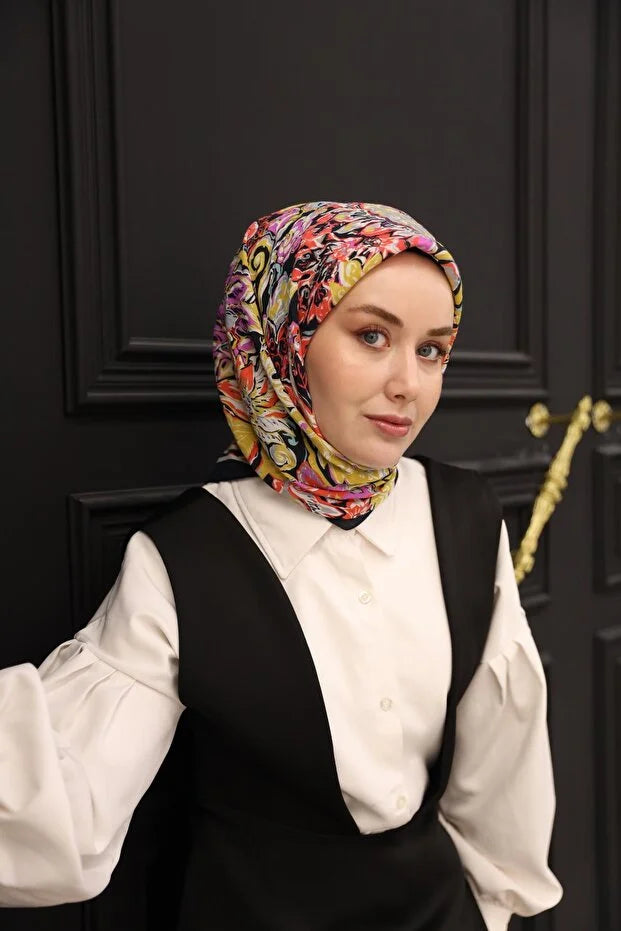 Olinda Scarf