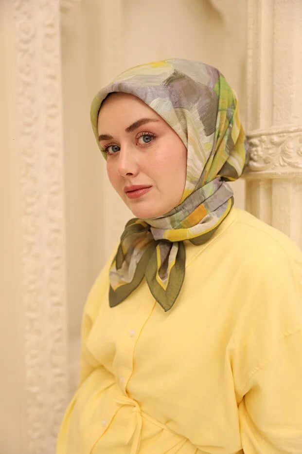 Olinda Scarf