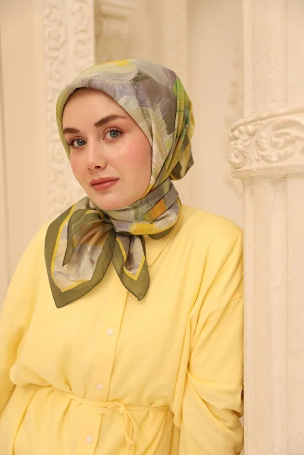 Olinda Scarf