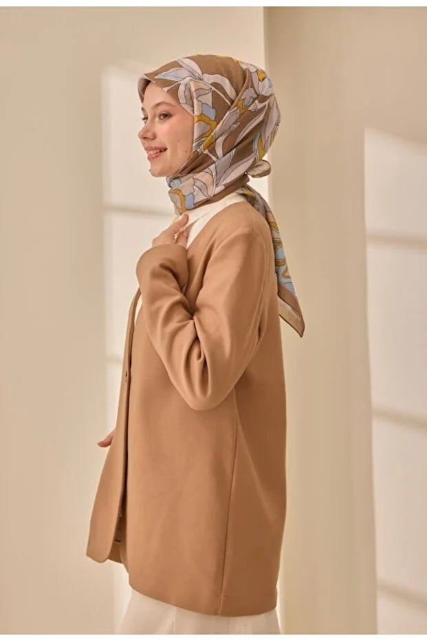 Olinda Scarf