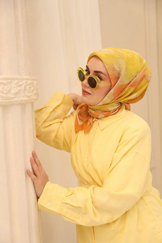 Olinda Scarf