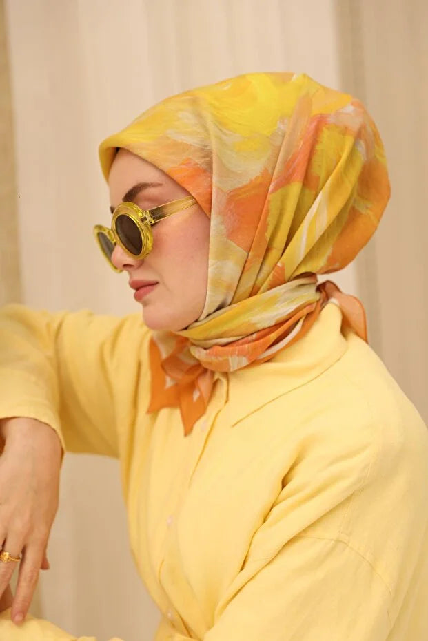 Olinda Scarf