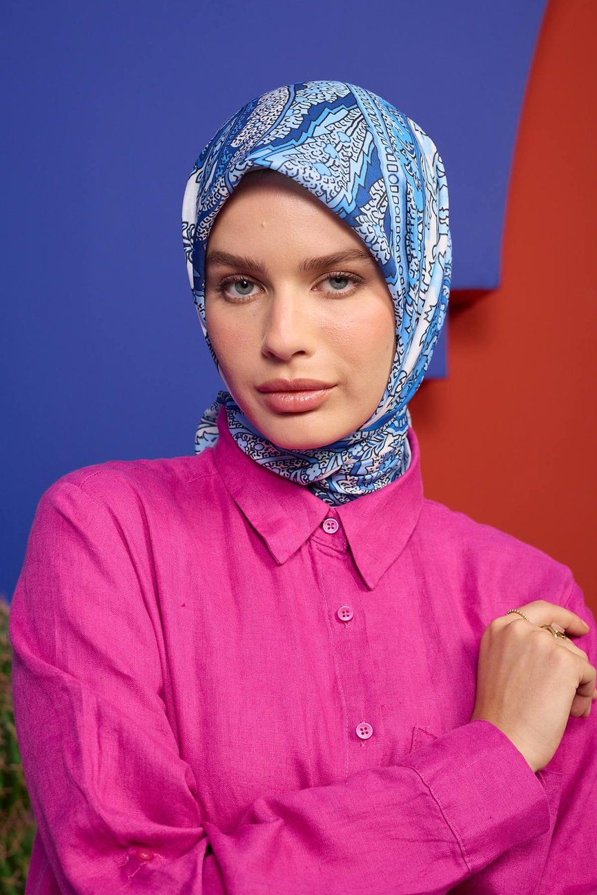 Marrakech Collection Soft Eşarp إيشارب سوفت من مجموعة مراكش باللون الازرق و الأبيض