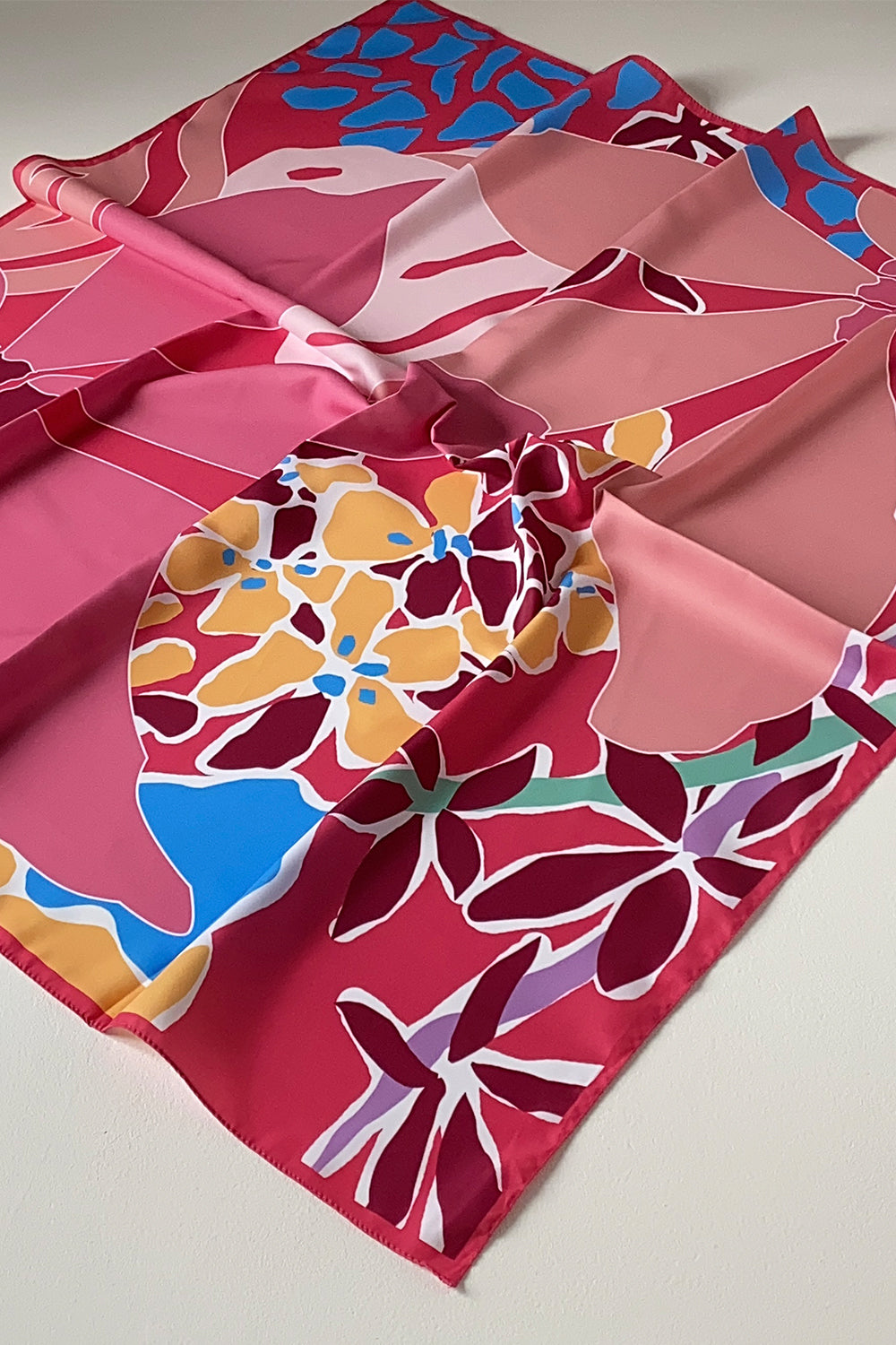 Premium Double Satin Royal Prints إيشارب دبل ساتان رويال