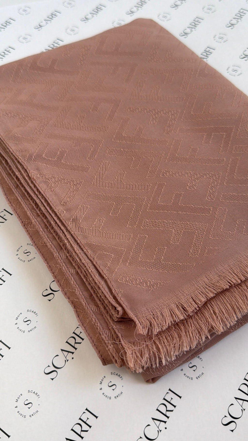 Modal Fendi