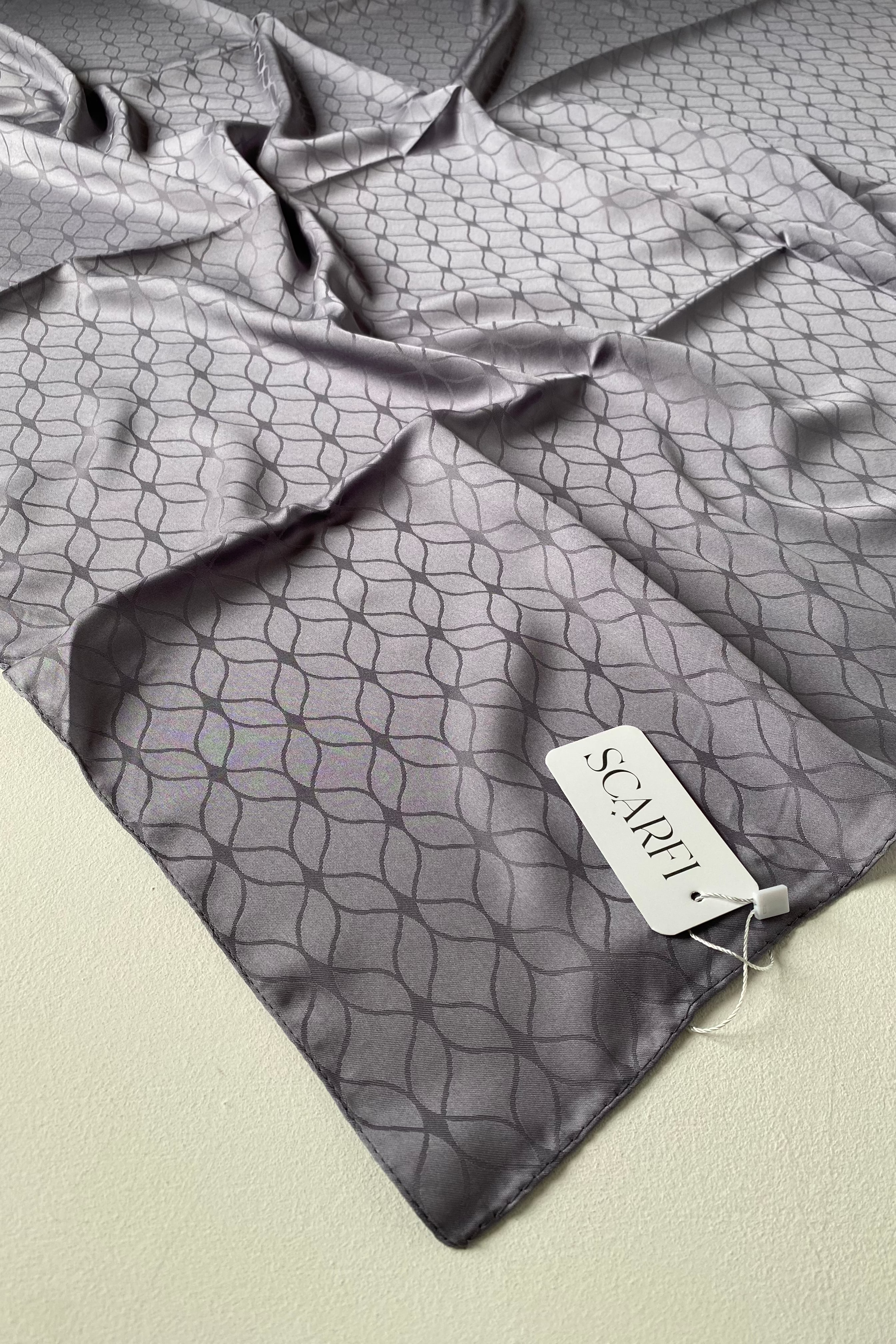 London Jakarli Silk Cotton Gray لندن جاكارلي حرير قطن رمادي
