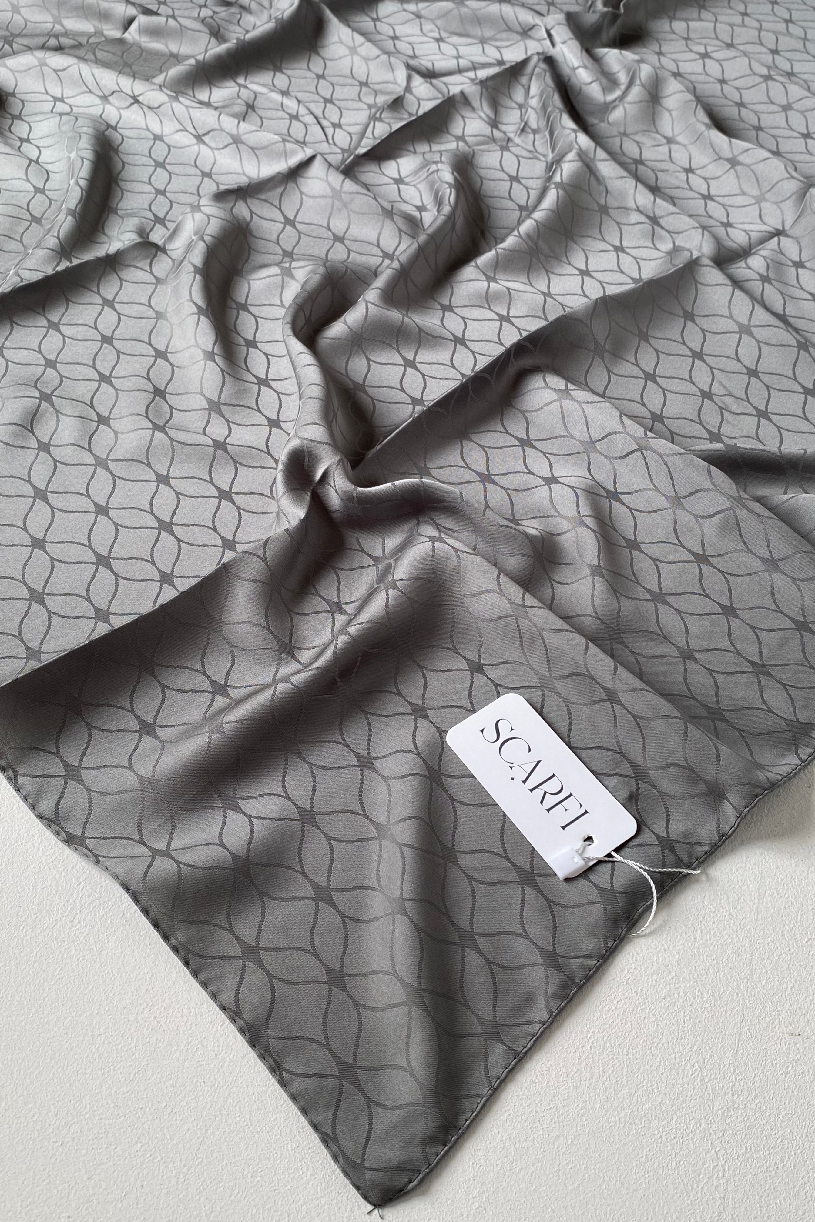 London Jakarli Silk Cotton Charcoal Gray لندن جاكارلي حرير قطن رمادي فحمي