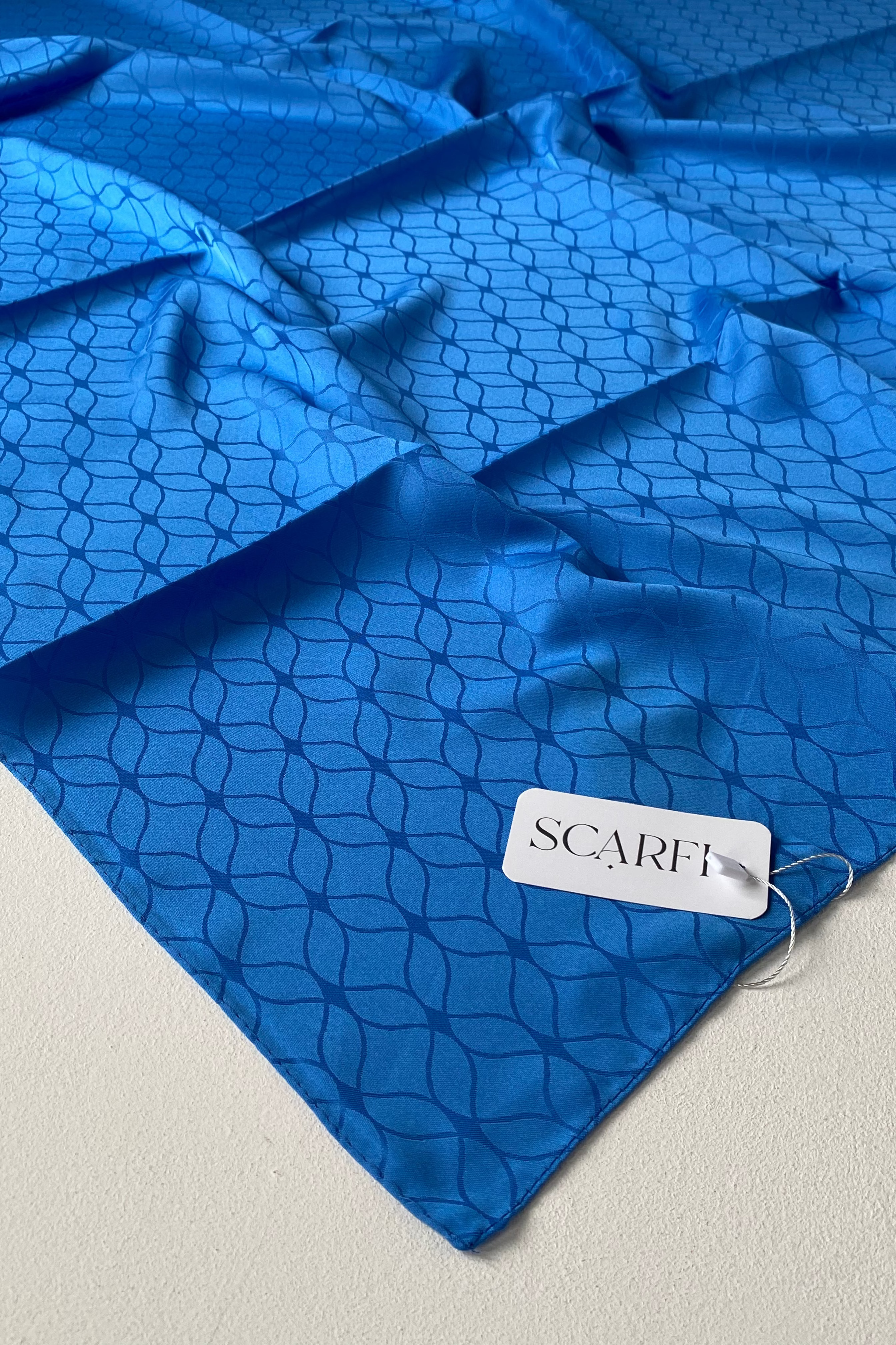 London Jakarli Silk Cotton sky Blue لندن جاكارلي حرير قطن أزرق السماء