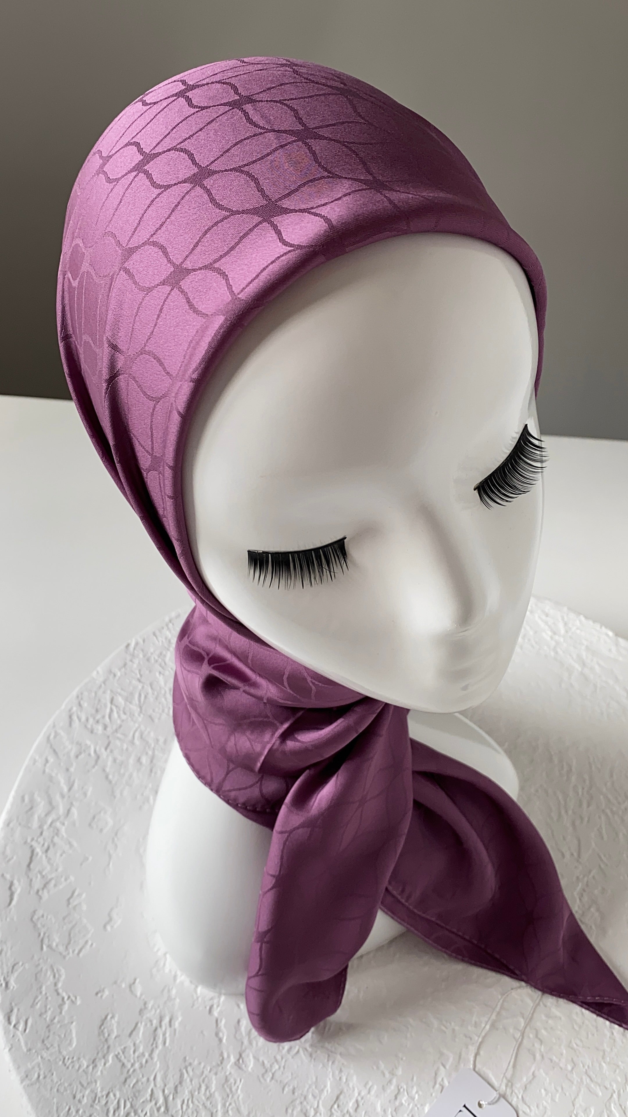 London Jakarli Silk Cotton Purple لندن جاكارلي حرير قطن أرجواني