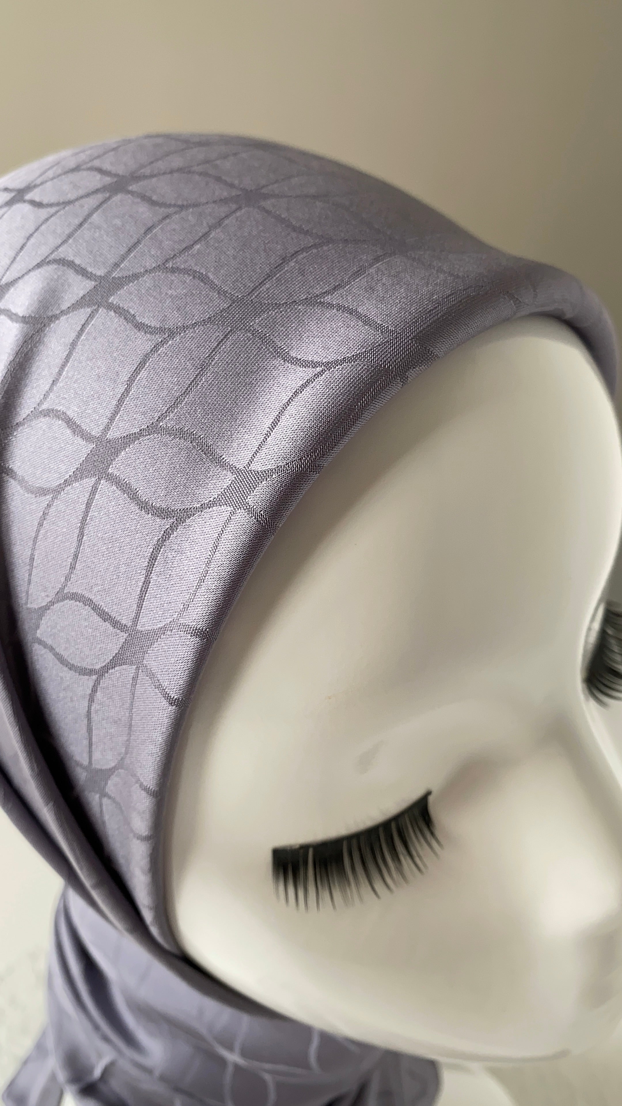 London Jakarli Silk Cotton Gray لندن جاكارلي حرير قطن رمادي